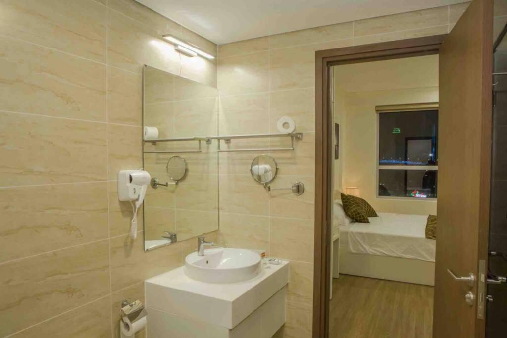 Bom Homes- The Sapphire Ha Long Residence Apartment Exterior photo